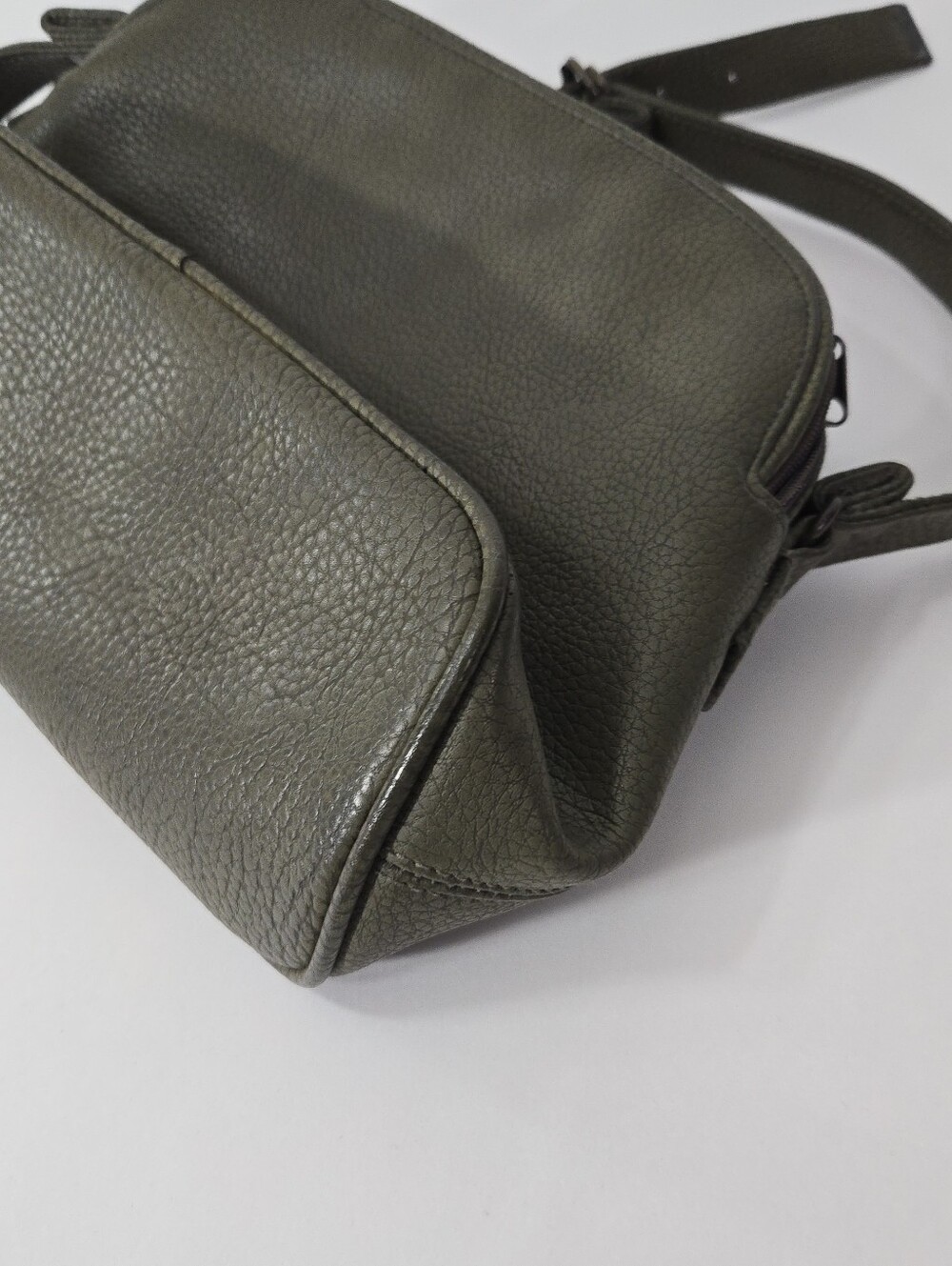 Cute vintage style cross body purse - Picture 9 of 12